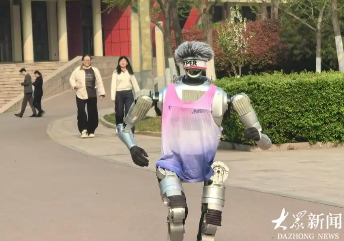 备战半马，山东机器人“行者泰山”长出“耳朵”