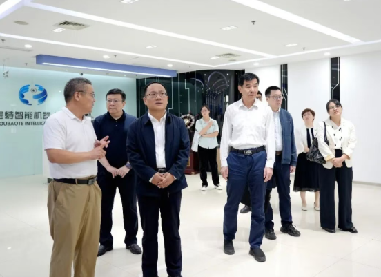 国家统计局社科文司司长一行莅临优宝特机器人开展调研